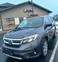 Picture of a Honda Pilot vehicle