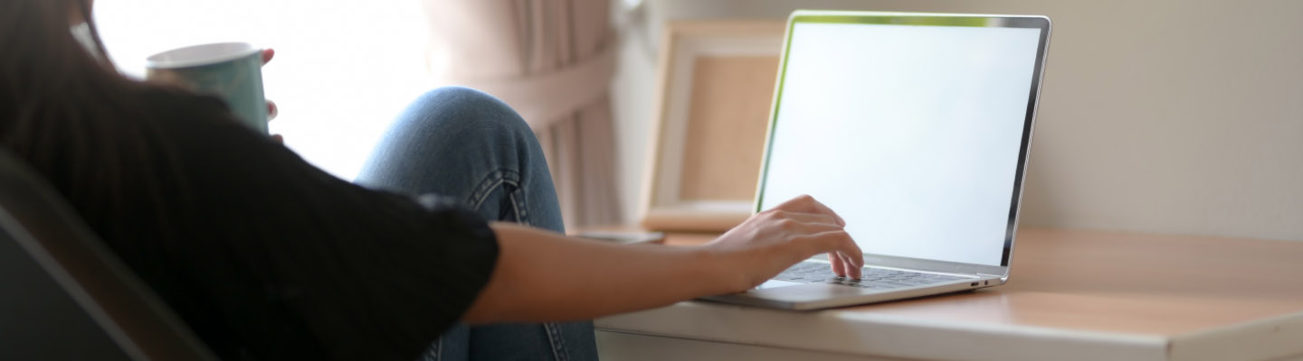 woman on laptop